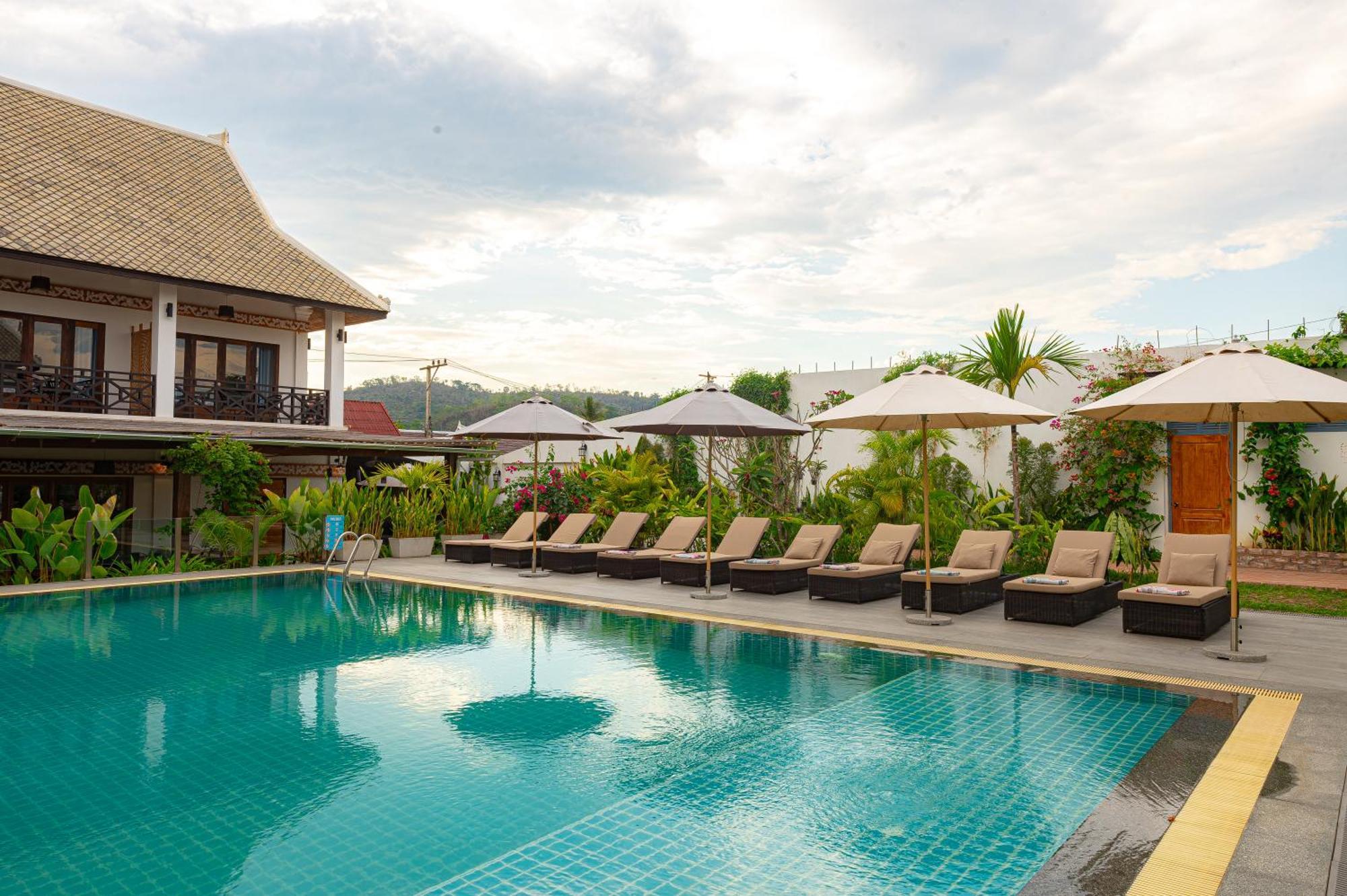 Madilao Hotel ルアンパバーン エクステリア 写真